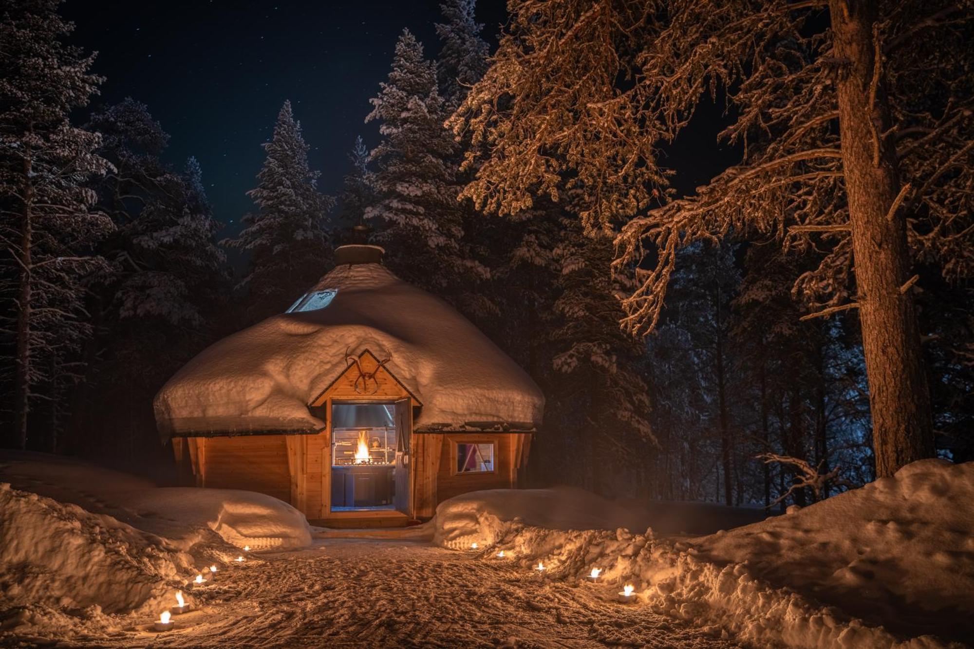 Kuukkeli Log Houses Aurora Resort Саариселькя Экстерьер фото