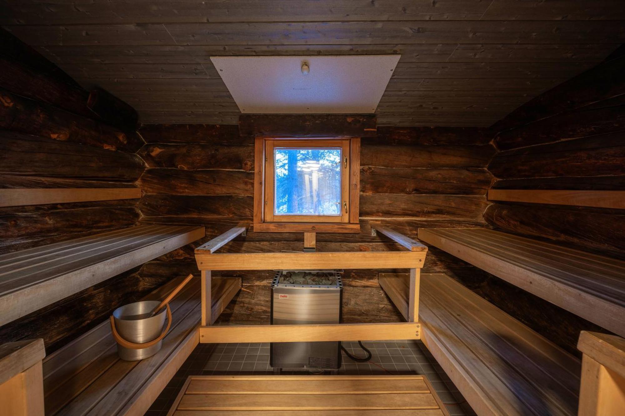 Kuukkeli Log Houses Aurora Resort Саариселькя Экстерьер фото