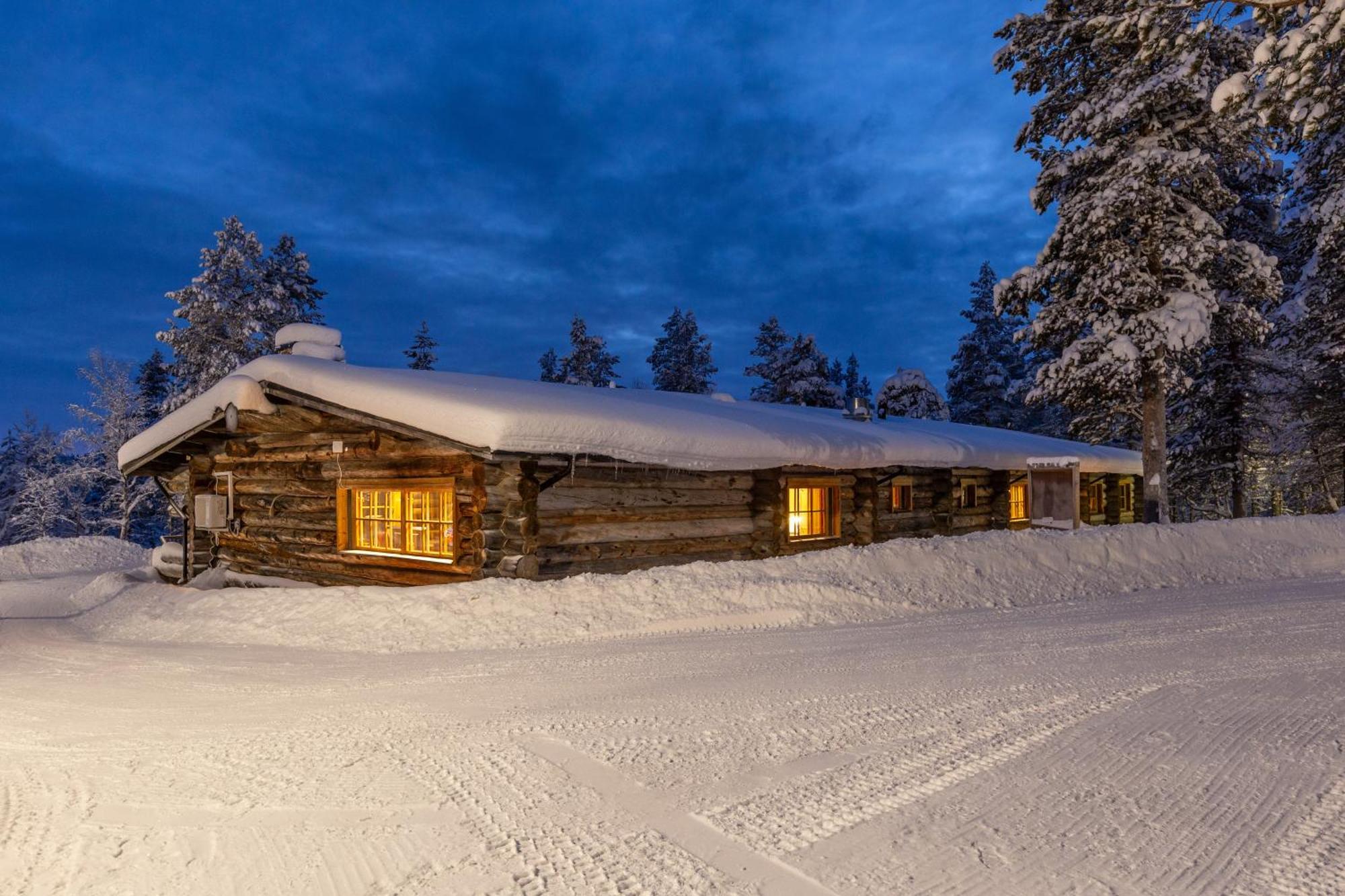 Kuukkeli Log Houses Aurora Resort Саариселькя Экстерьер фото